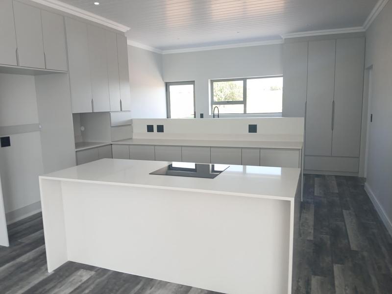 3 Bedroom Property for Sale in Stilbaai Wes Western Cape